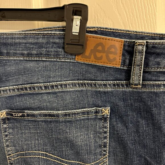 Lee's Capri Jeans - Picture 5 of 5